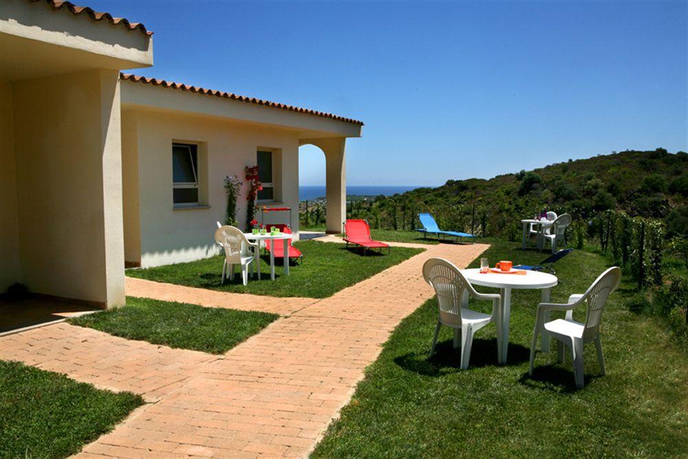 Hotel Pedra Ruja Budoni Esterno foto