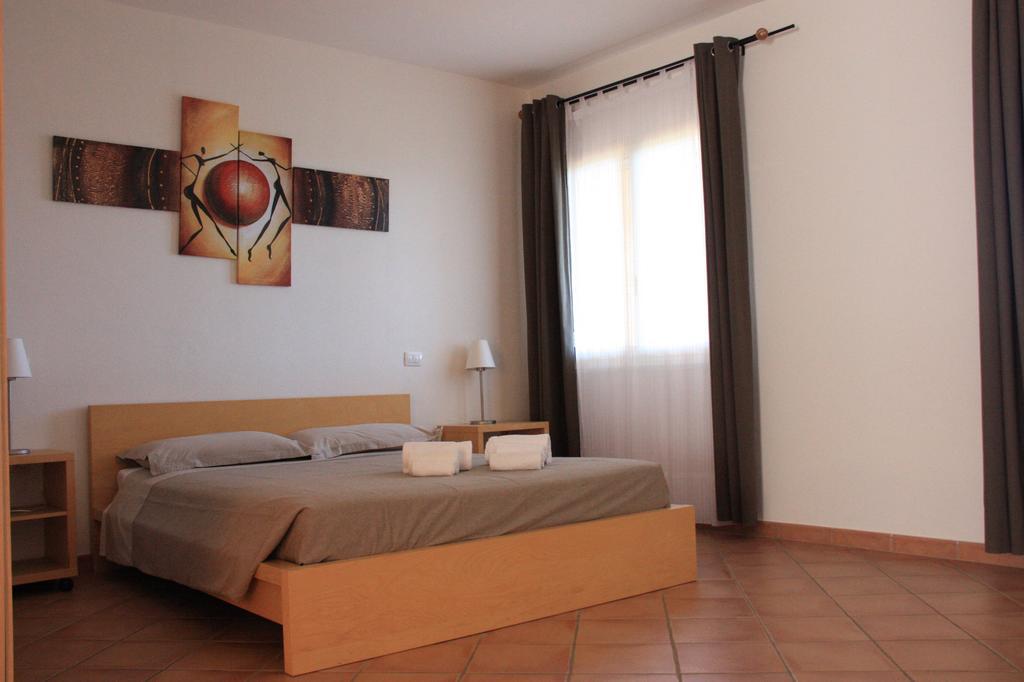 Hotel Pedra Ruja Budoni Esterno foto