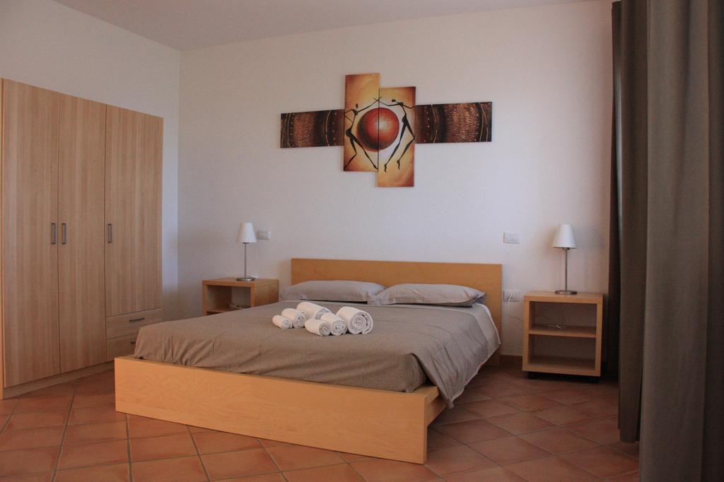 Hotel Pedra Ruja Budoni Esterno foto