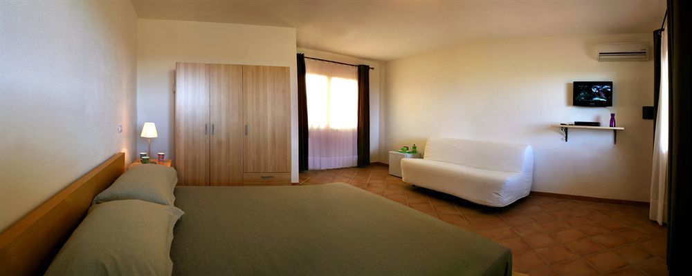 Hotel Pedra Ruja Budoni Esterno foto