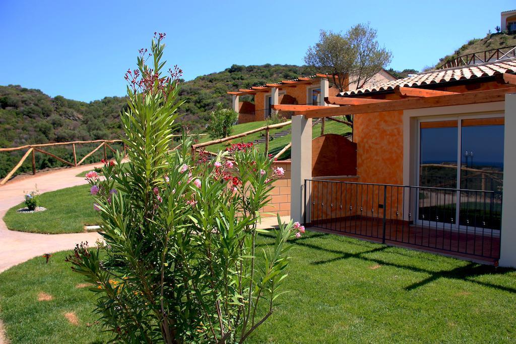 Hotel Pedra Ruja Budoni Esterno foto