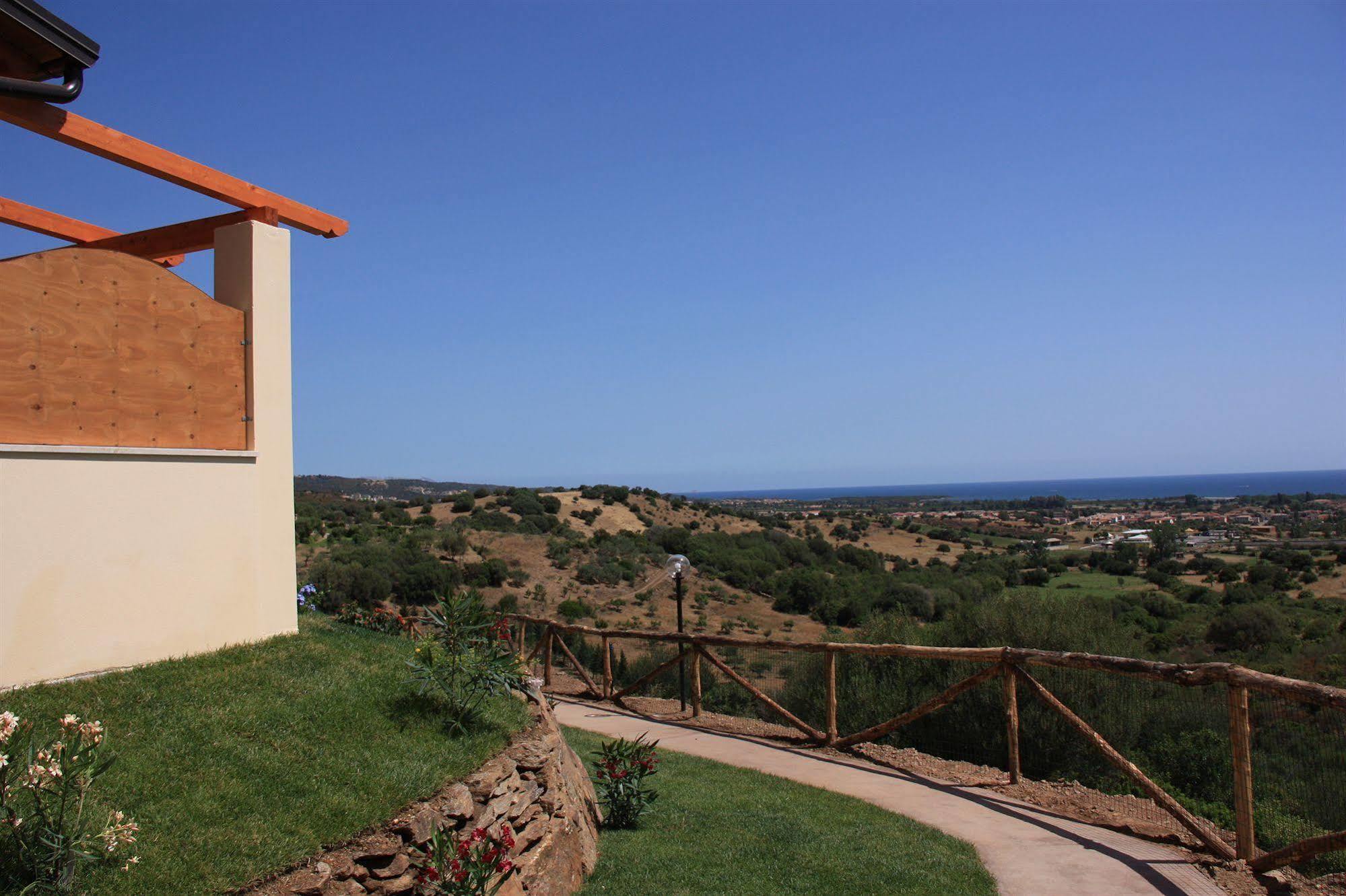 Hotel Pedra Ruja Budoni Esterno foto