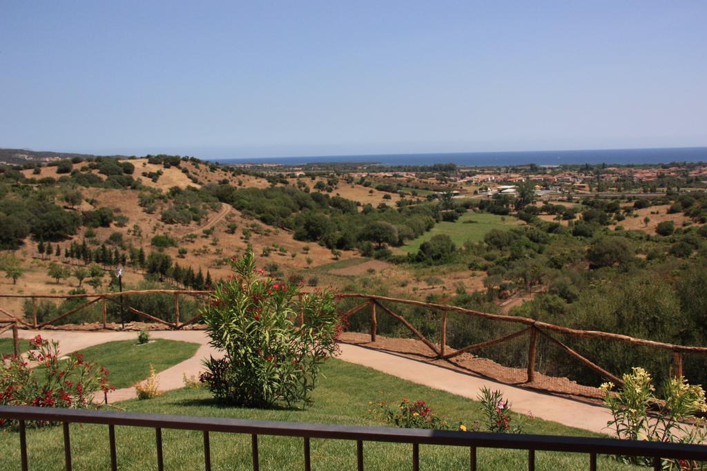 Hotel Pedra Ruja Budoni Esterno foto